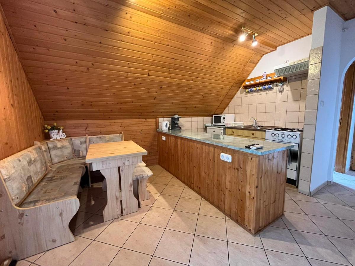 Panna Apartmanhaz Balatonlelle Buitenkant foto